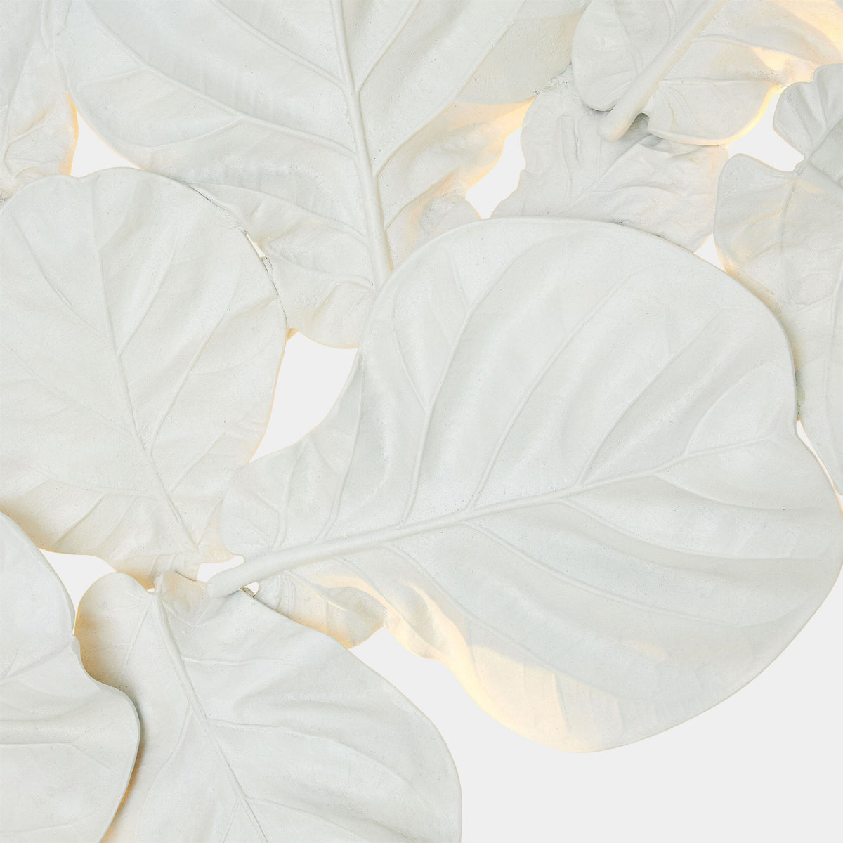 Global Views Fiddle Fig Lighted Wall Decor – White detail view