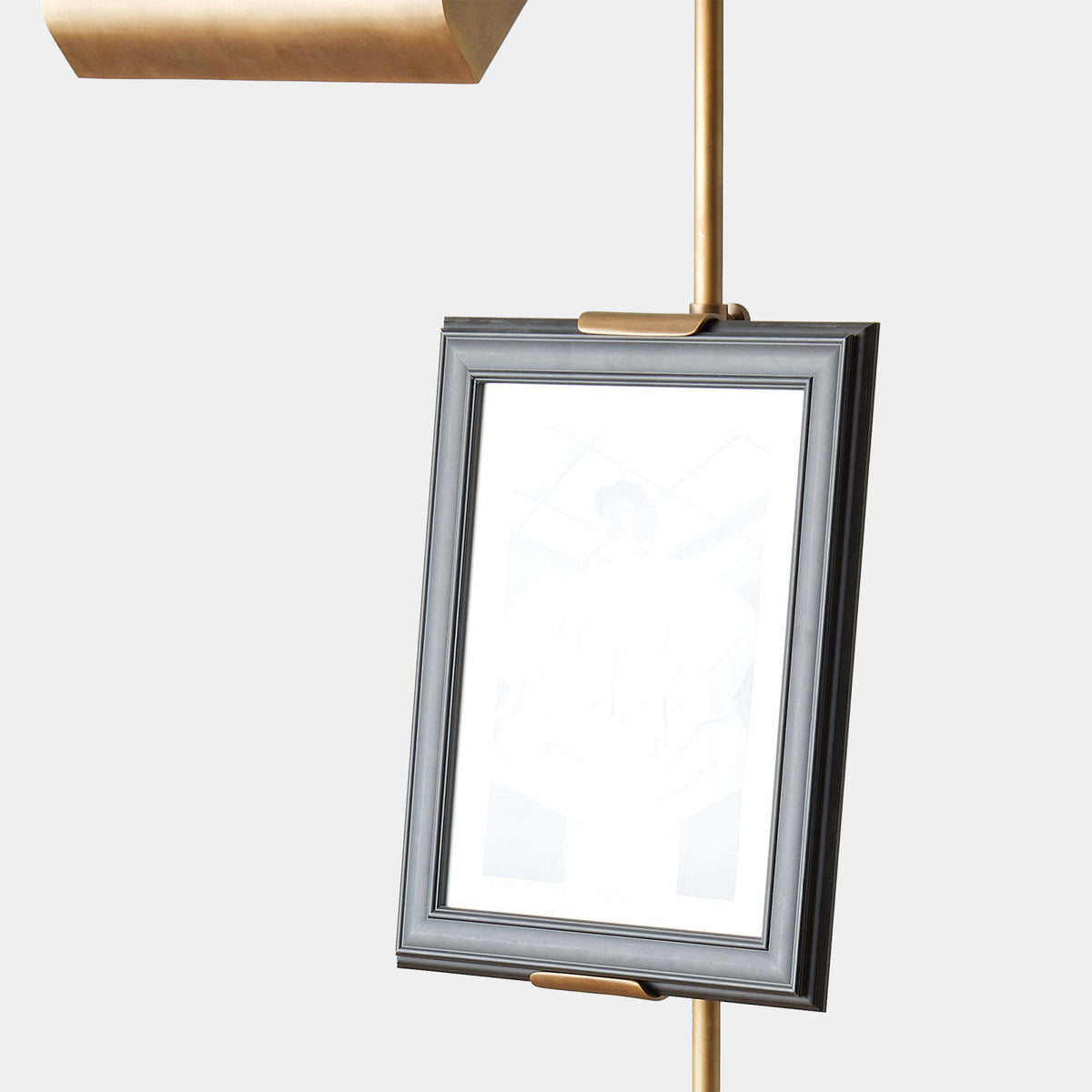 Global Views Display Floor Lamp detail view